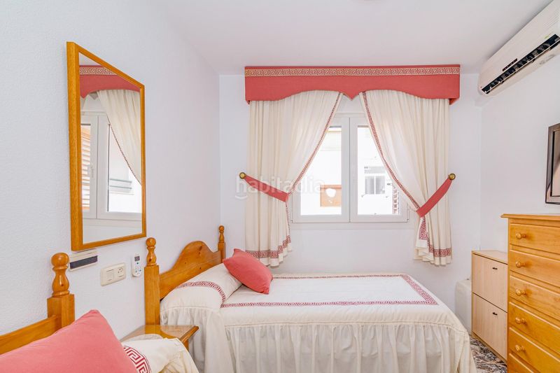 Foto d760b0d3-e19b-4224-87a5-cf16e443126a. Pis a Torrenueva Motril