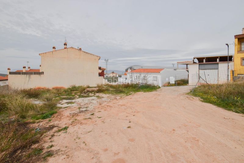 Foto f7ba264b-51ea-49a6-a2d8-ffcf73f8853d. Terreny residencial a Güevéjar