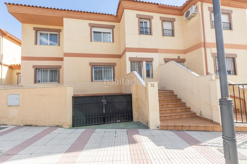 Foto ac028376-f8b9-4291-8611-59b711b212c5. Casa adossada amb aparcament a Chauchina