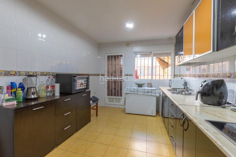 Foto ebb8bbde-3d31-4357-9b83-8b00f7efb22c. Casa adossada amb aparcament a Chauchina