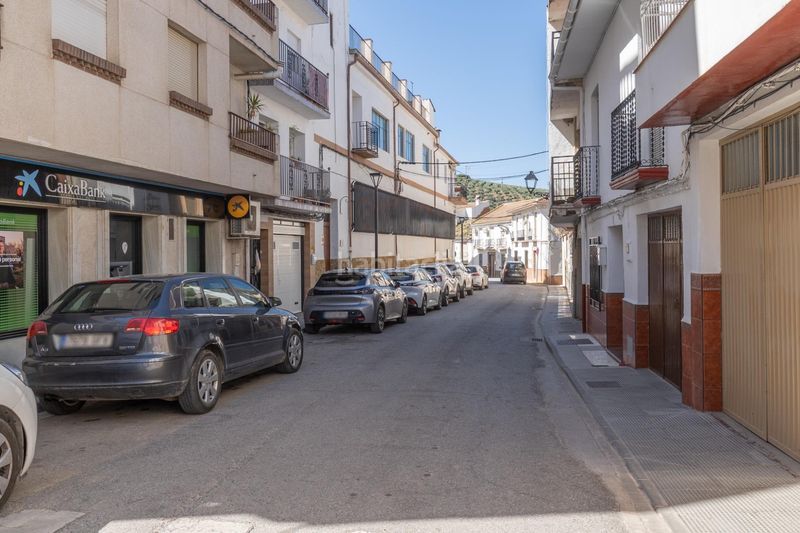 Foto 10d12cd7-f9a1-4f5c-83f7-da91bf304d71. Casa amb aparcament a Benalúa de las Villas