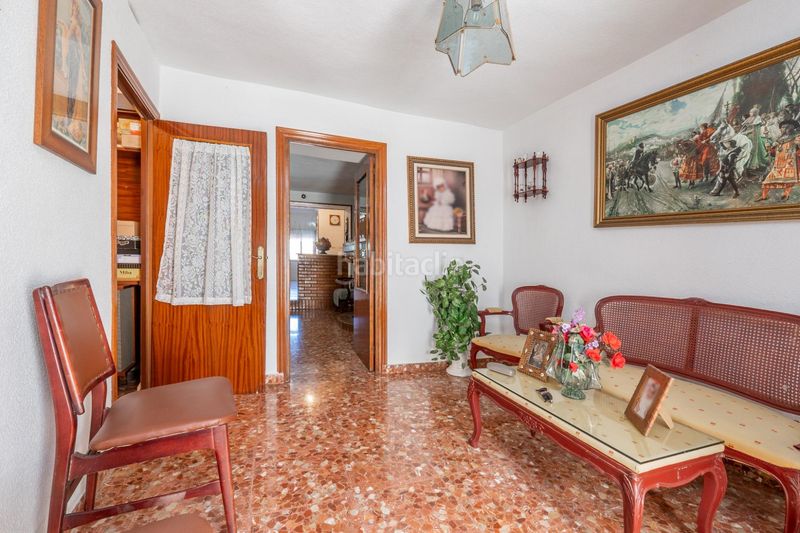 Foto fdb9bd4f-c549-4042-a57f-c0d24f77e789. Casa amb aparcament a Benalúa de las Villas