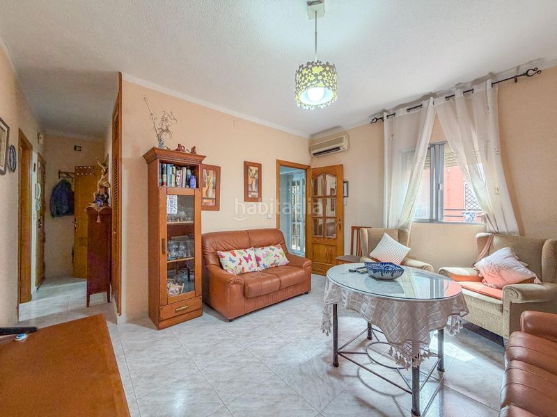 Foto c697b0cc-d1b8-40cd-b76b-aa7feb174ab2. Appartamento in calle cordoba 2 in Barrio de Zaidín Granada