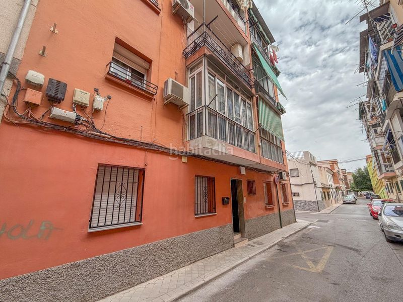 Foto ce1d7851-df70-4ada-beab-a5d12a2bbdb8. Appartamento in calle cordoba 2 in Barrio de Zaidín Granada
