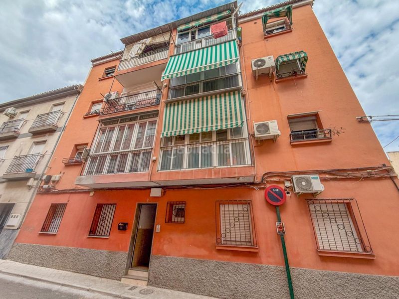 Foto da242cc4-f3be-4c51-a4bf-5ecff2452a7c. Appartamento in calle cordoba 2 in Barrio de Zaidín Granada