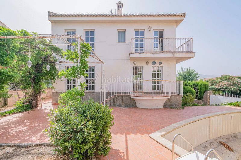 Foto 0babf79c-9730-4118-8cee-1aacb97069b3. Chalet in calle rebite 23 in Huétor Vega