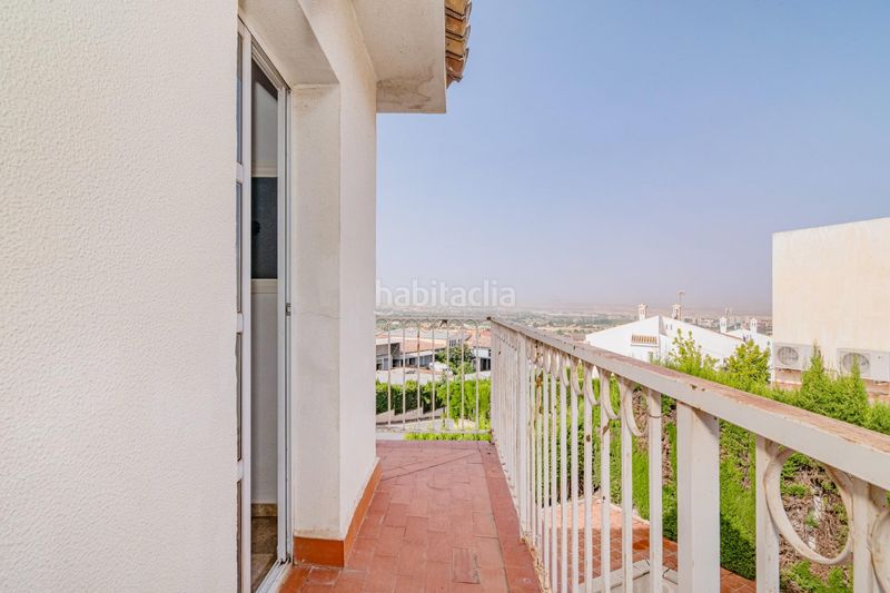 Foto bb4875d7-c927-4d7a-ad4b-586d16ae6f83. Chalet in calle rebite 23 in Huétor Vega