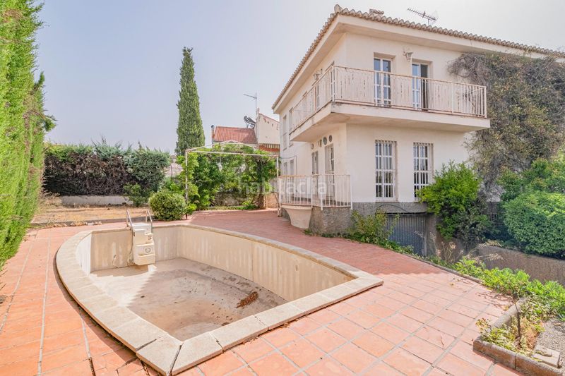 Foto d31c9855-62f4-4d78-a528-95f59921b1c2. Chalet in calle rebite 23 in Huétor Vega