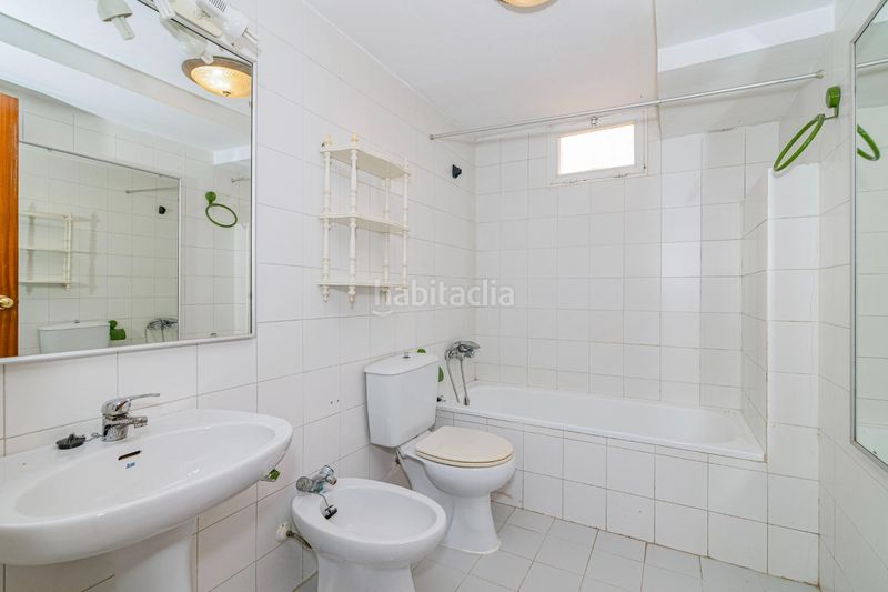 Foto deeddd36-9942-4f17-af4d-73d559f5ef9a. Chalet in calle rebite 23 in Huétor Vega
