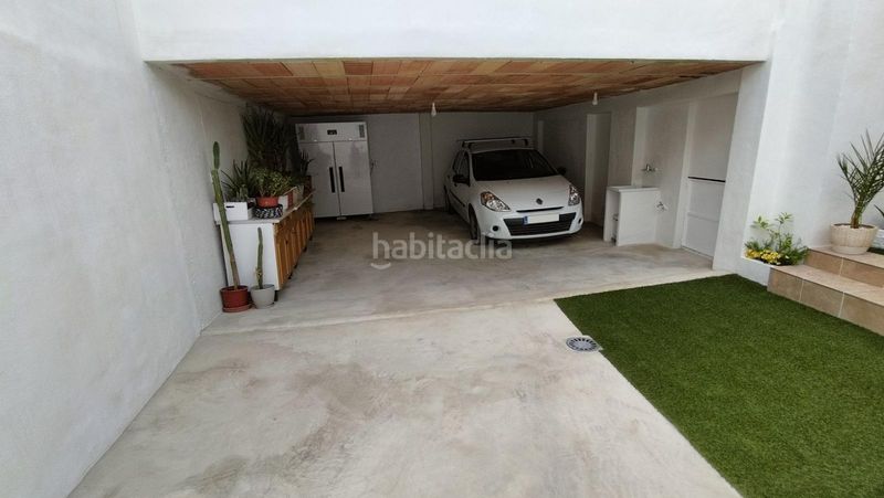 Foto c1759882-882a-4207-95c0-53b048c4b027. Doppelhaus mit parking in La Zubia Ciudad Zubia (La)