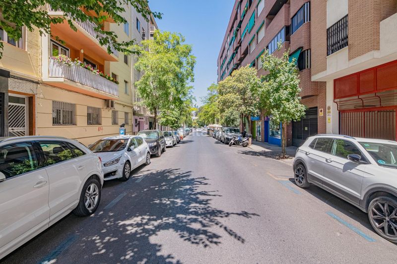 Foto a36fb26c-bae7-473a-81be-644f06547576. Aparcament cotxe a Centro - Sagrario Granada