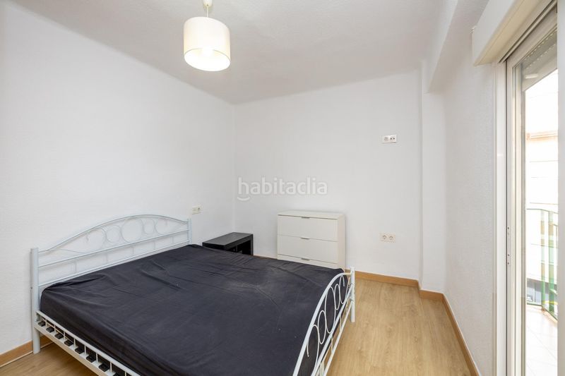 Foto b11a9f59-0e05-4b38-ba88-7b3ef2f2ef62. Pis a Barrio de Zaidín Granada