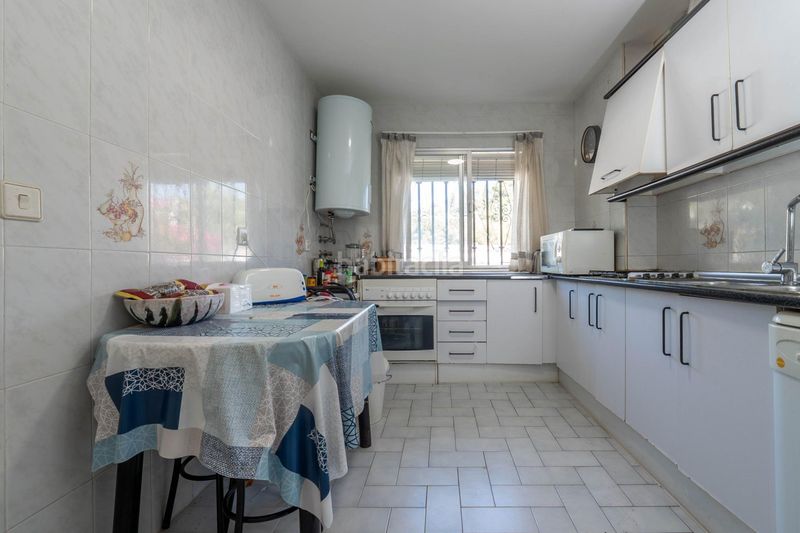 Foto b80ca53b-cd0d-492f-90a7-626af7680da3. Chalet avec parking piscine dans Velilla - Velilla Taramay Almuñécar