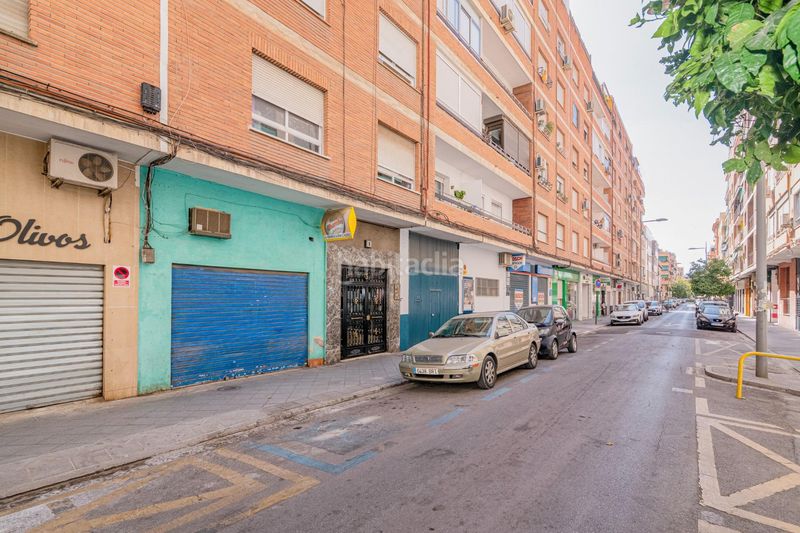 Foto b3696cf8-e6e8-47db-9a10-10b4152c1c39. Pis a Pajaritos Granada