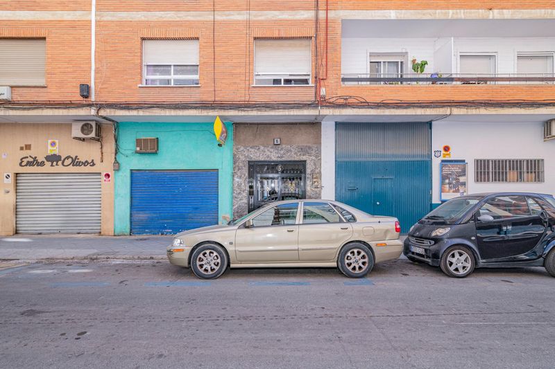 Foto f68ec5a0-e0c8-4af0-ac93-28e8dc4d27cb. Pis a Pajaritos Granada
