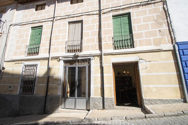 Foto b63e3855-3c99-420a-98d8-ce29720e1f26. Casa adossada a Íllora