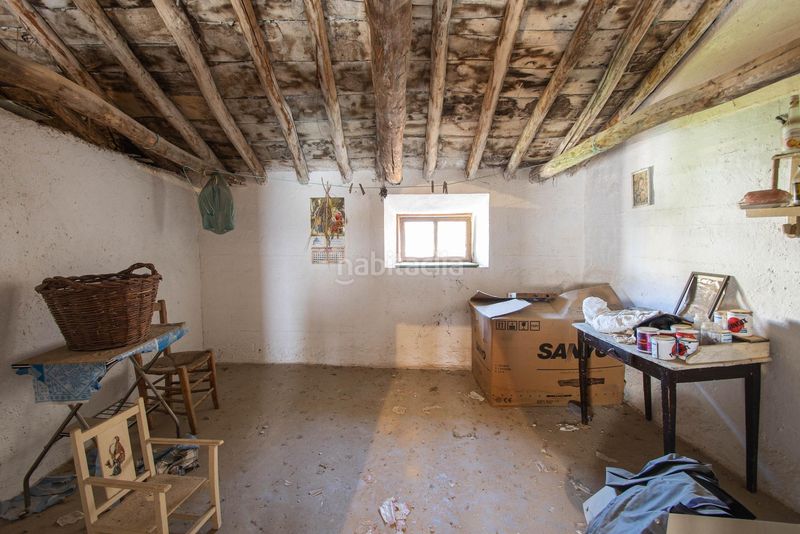 Foto ee79ff0e-1ab5-4ef8-a718-cd2fe2af5378. Casa adossada a Íllora