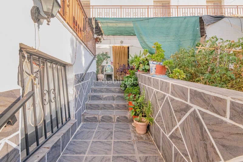 Foto 5f017928-9bb8-4dc6-8251-97776c49a7bd. Casa a calle los llanos 3 a Barrio de la Vega Monachil