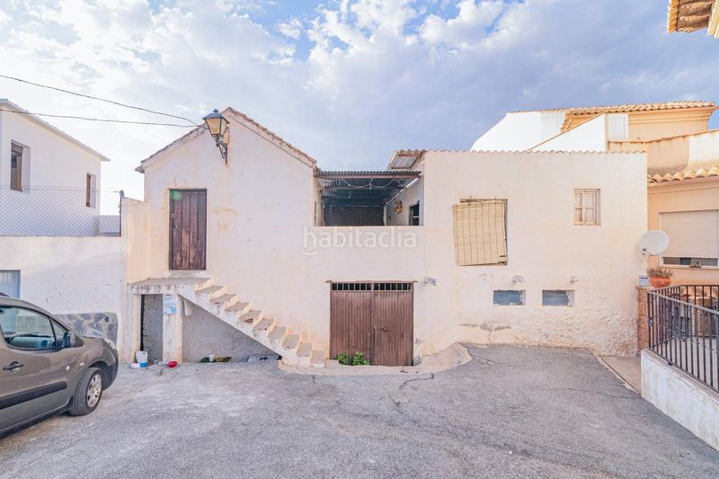 Foto ce87da66-b16f-4d74-8ef8-21974e788ae1. Casa a calle los llanos 3 a Barrio de la Vega Monachil