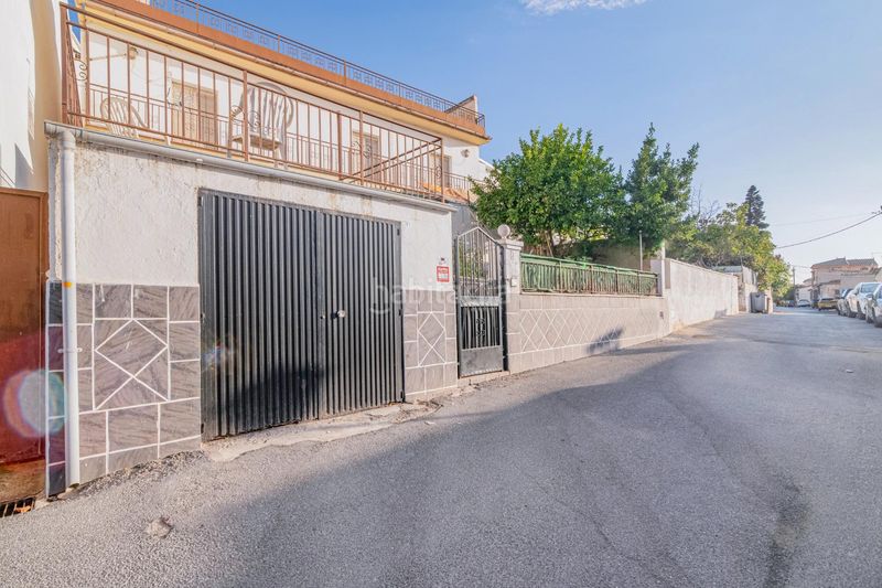 Foto f16177d0-25c6-479d-8040-2f1ac678f537. Casa a calle los llanos 3 a Barrio de la Vega Monachil