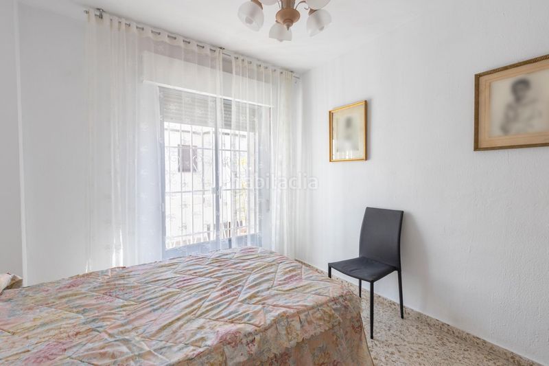 Foto fa0bb274-c8ce-433b-9899-c226487d886e. Semi detached house with parking in Santa Adela - Parque Leyva Loro Atarfe