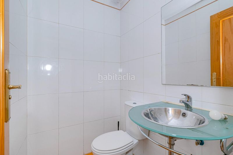 Foto 89e8bdf4-c789-42d0-8cdd-6b31a8ac8da0. Reihenhaus mit heizung parking in Belicena Vegas del Genil