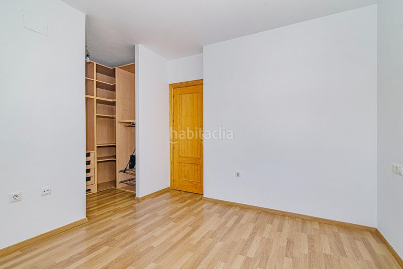 Foto 8a1ee8d9-a1b4-4867-959c-206b67a45a17. Reihenhaus mit heizung parking in Belicena Vegas del Genil