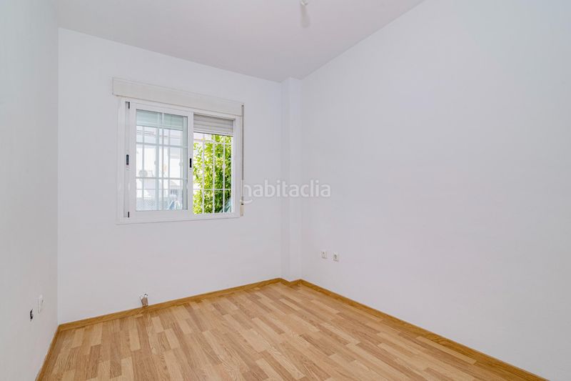 Foto b9c2d933-f61d-43f6-ba18-9b75de62b578. Reihenhaus mit heizung parking in Belicena Vegas del Genil