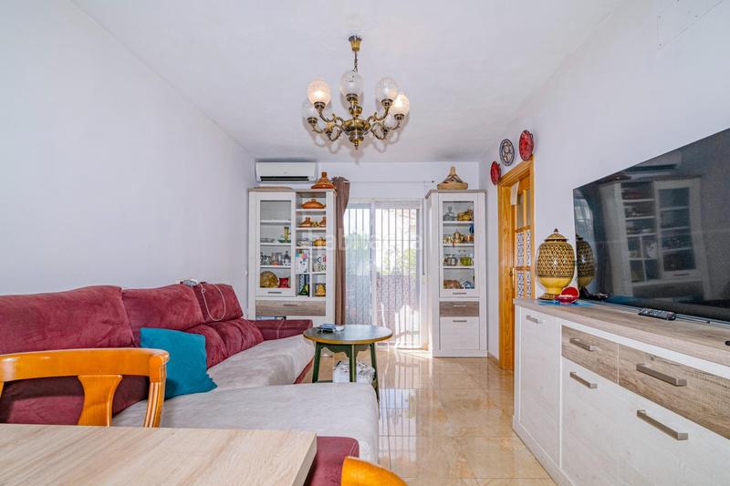 Foto c4b5c2c4-779b-46d2-a0e6-13090d381b77. Appartement avec parking dans Aljomahima - Ermita Gabias (Las)