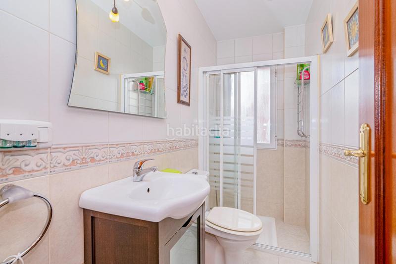 Foto bbda487b-a46a-46bb-a222-9edb79d47201. Casa a schiera con parcheggio in Güevéjar