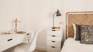 Location Appartement  Carrer vallcalent 9