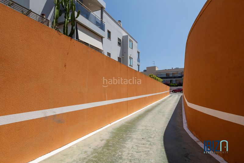 Foto 0a94025b-4b3e-4261-9a43-72d7b84fd950. Pis amb calefacció aparcament piscina a S´Eixample-Can Misses Ibiza