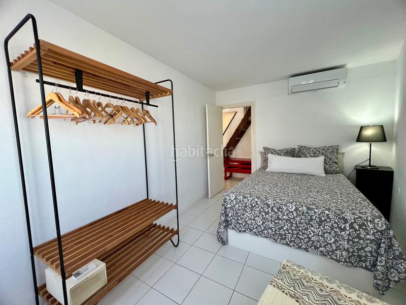 Foto 0fc52935-b216-4095-b878-a60186f12d0b. Dúplex a carrer fosc 29 a Dalt Vila-La Marina Ibiza