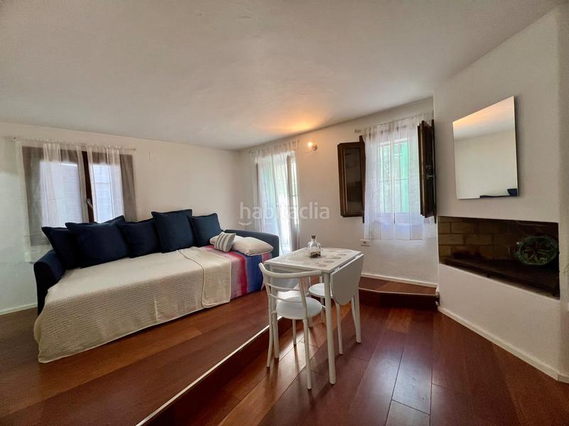 Foto 222d0a06-0e98-4f58-8e15-0527c1a1dde1. Dúplex a carrer fosc 29 a Dalt Vila-La Marina Ibiza