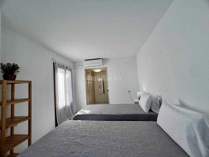 Foto 57a86e24-f02a-4498-bce2-79919ef314c6. Dúplex a carrer fosc 29 a Dalt Vila-La Marina Ibiza