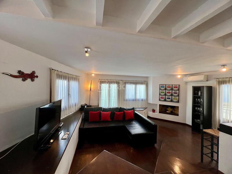 Foto fd2d62e7-264e-4d7c-8d31-11a28aca1de8. Dúplex a carrer fosc 29 a Dalt Vila-La Marina Ibiza