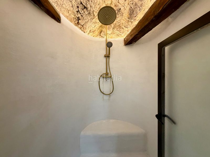 Foto 94230224-2db0-479a-9931-dcd069d0f0fb. Lloguer planta baixa amb calefacció a Dalt Vila-La Marina Ibiza