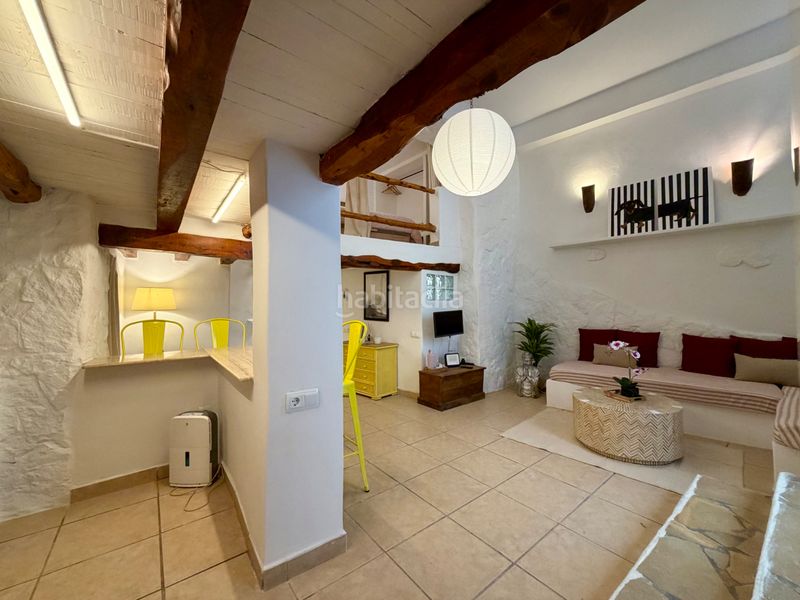 Foto c5767c01-04fc-40e3-962e-4384edd5c295. Lloguer planta baixa amb calefacció a Dalt Vila-La Marina Ibiza