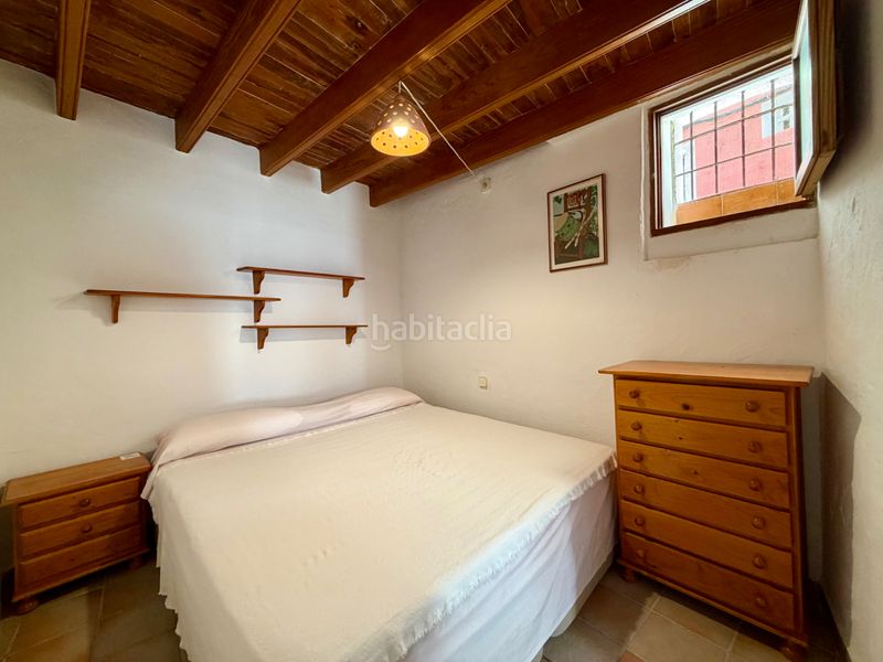 Foto 95f94c40-9d32-4b9c-abd3-1e2df49b6e7a. Miete erdgeschoss in carrer de sant lluís 14 in Dalt Vila-La Marina Ibiza