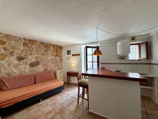Miete Erdgeschoss  Carrer de sant lluís 14. Encantador apartamento en dalt vila - ibiza
