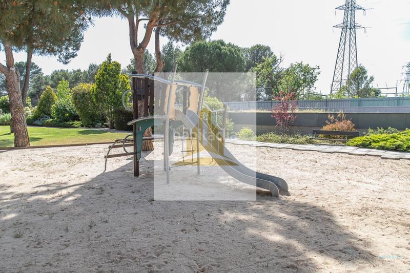 Foto f55c0a1b-807f-458b-8c14-acabe5d77bba. Pis amb calefacció aparcament piscina a Los Satélites-Roza Martín Majadahonda