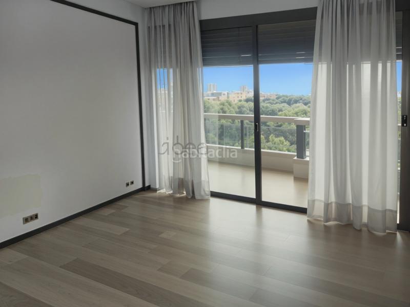 Foto 19e15d69-9a7f-43d4-b62d-f1bbf7ec5a9a. Affitto appartamento con riscaldamento parcheggio piscina in Madrid