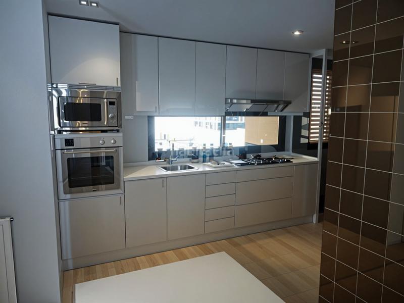 Foto fe13e3cb-82cc-4a47-bd3a-a9adc0483fa0. Alquiler piso  en La Paz Madrid