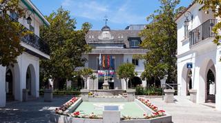 Appartement à Casco Antiguo. Majadahondapiso