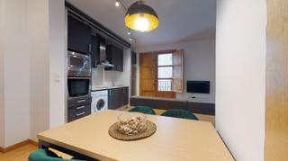 Rent Flat  Carrer de les mantes. Céntrico apartamento ideal para parejas