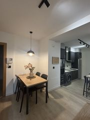Rent Flat  Carrer de les mantes. Apartamento junto al mercado central de valencia