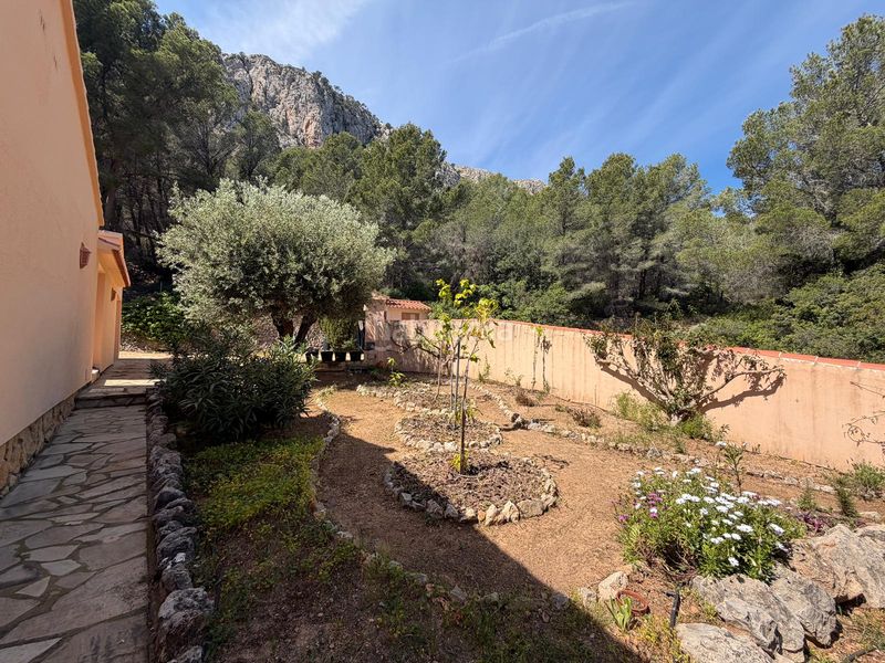Foto fe23242f-9593-40b4-8525-05880832383e. Xalet amb aparcament piscina a Benissa pueblo Benissa