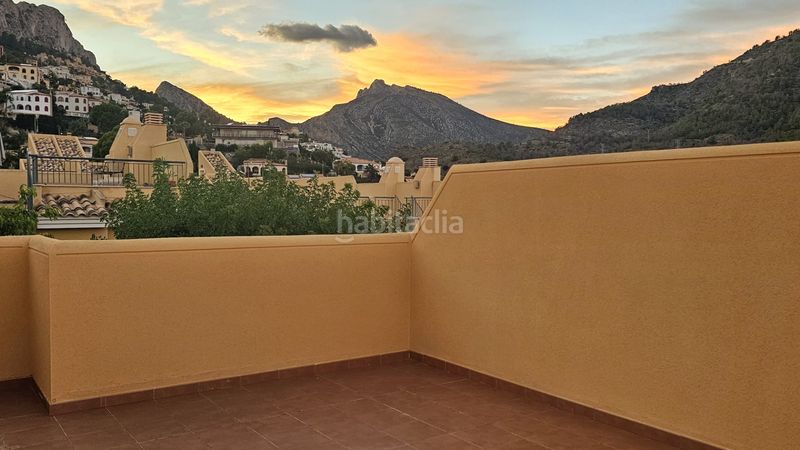 Foto 603b6b43-1c22-4529-b689-17a040256631. Casa adossada amb aparcament piscina a Maryvilla Calp