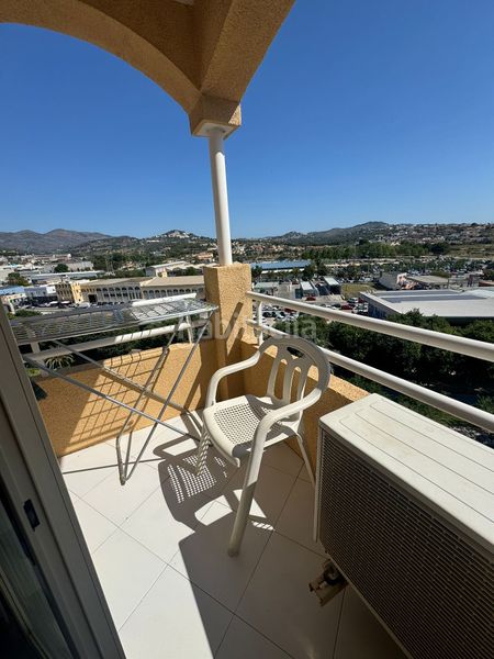Foto a01fe018-2aad-45b5-b4d9-46fc99965c7b. Apartament amb piscina a Pueblo Calp