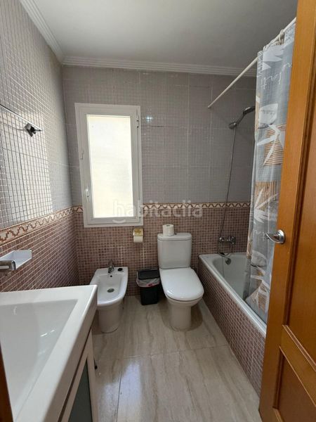 Foto cfddde15-7d46-4fec-aecc-043d1b804337. Casa adossada amb aparcament piscina a Cometa Calp